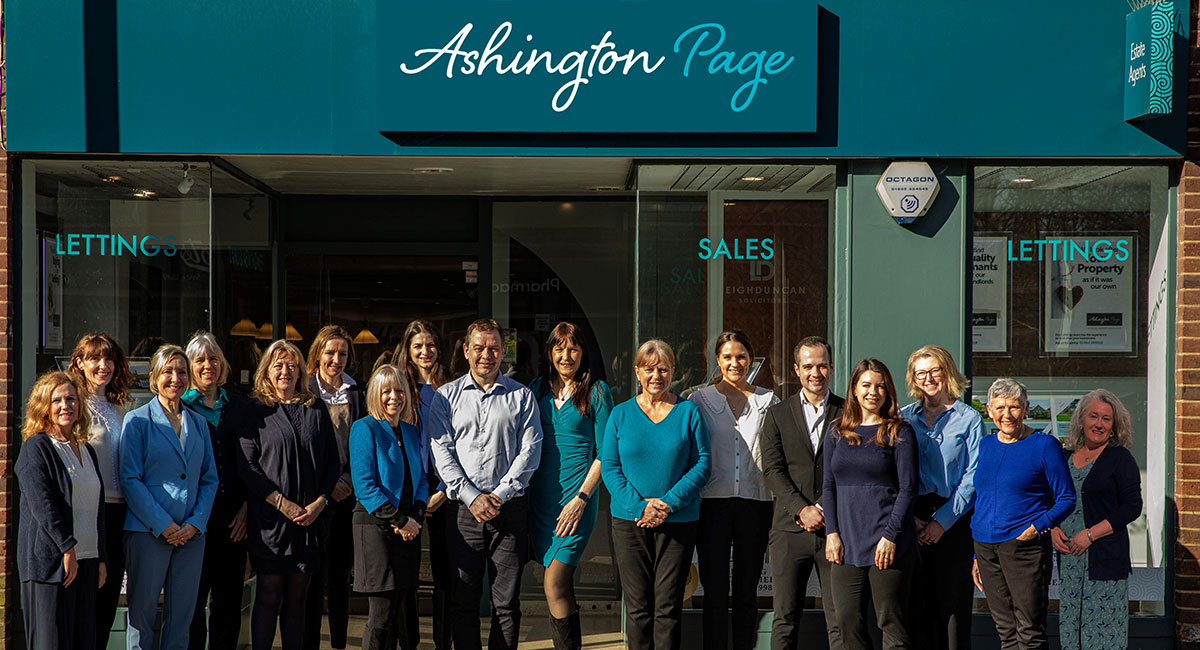 (c) Ashingtonpage.co.uk
