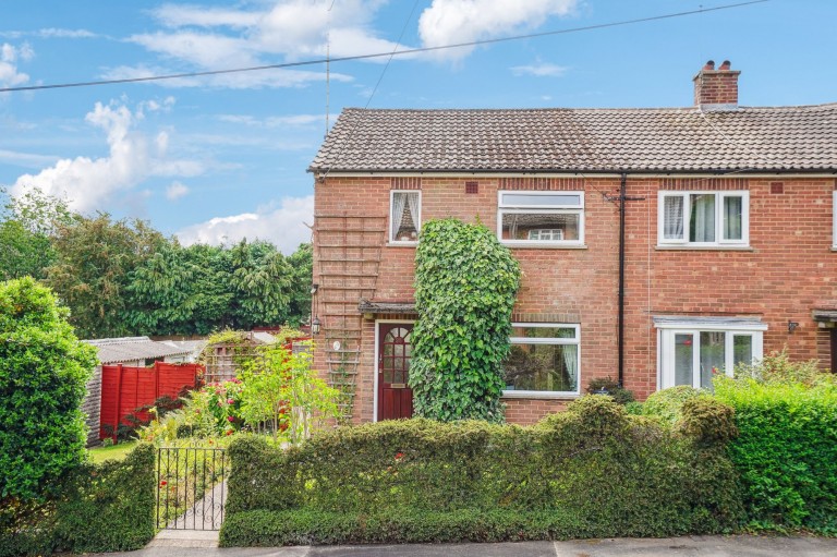 Gomms Wood Close, Forty Green, HP9