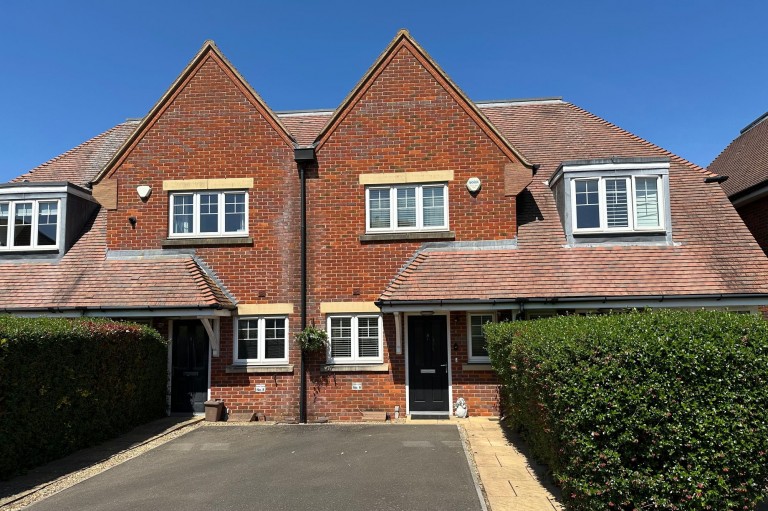 Waldenbury Place, Beaconsfield, HP9