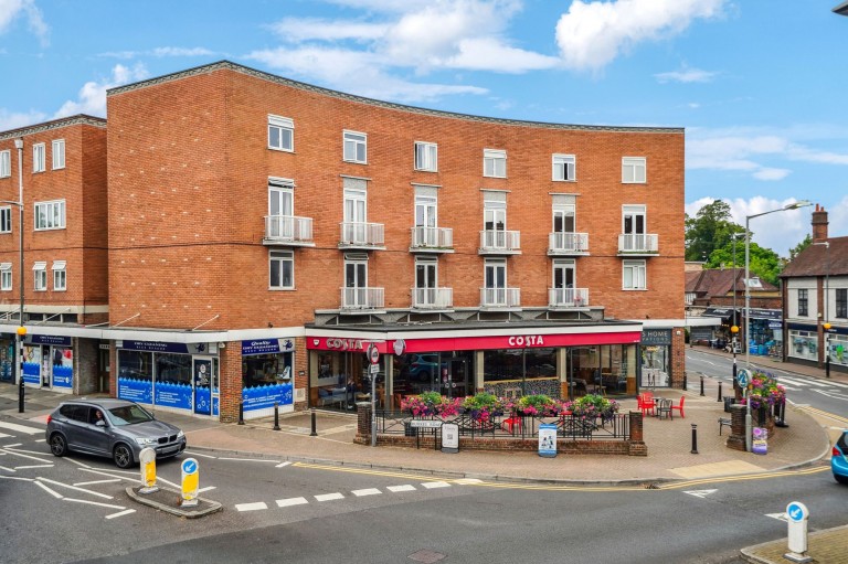 Burkes Road, Beaconsfield, HP9