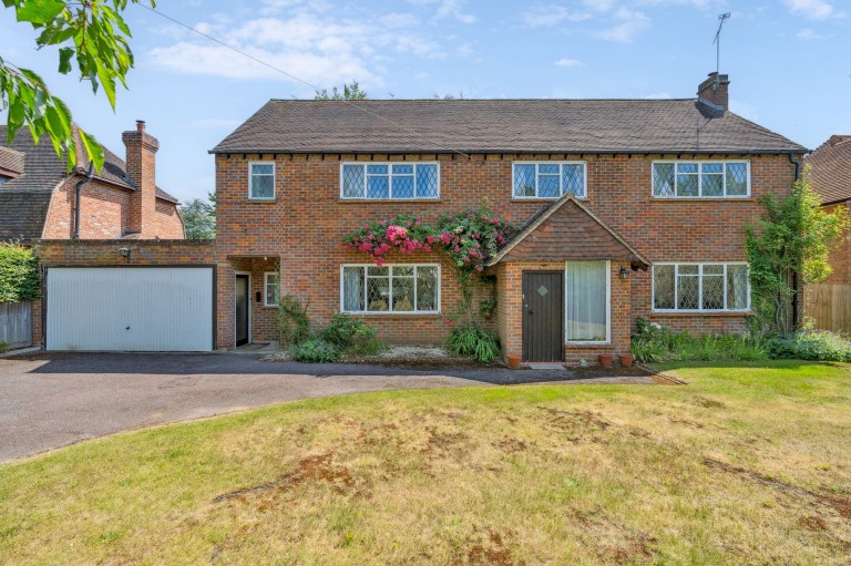 Eghams Wood Road, Beaconsfield, HP9