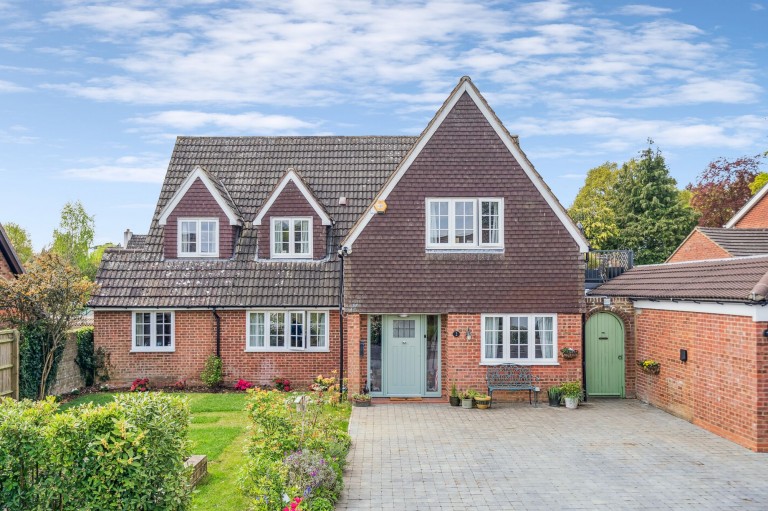 Knottocks End, Beaconsfield, HP9