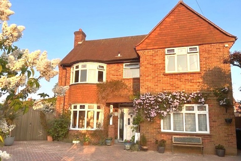 Horseshoe Crescent, Beaconsfield, HP9