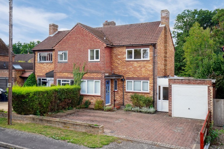 Heath Road, Beaconsfield, HP9