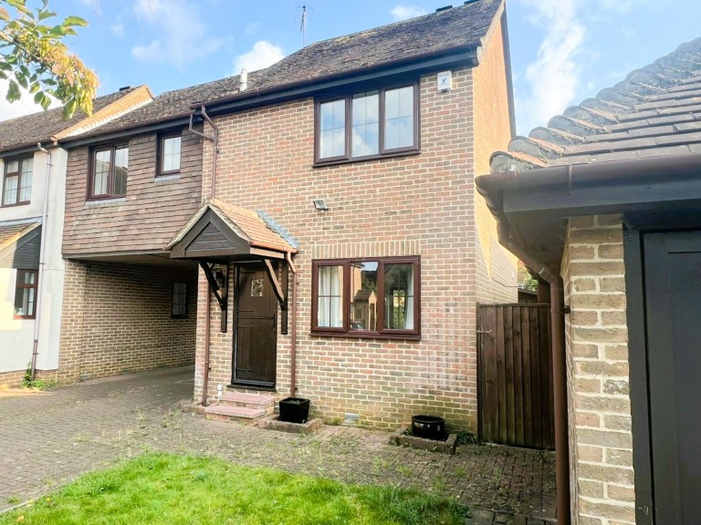Old Town Close, Beaconsfield, HP9